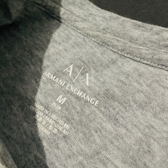 Armani Exchange T-shirt slim fit Medium - Picture 2 of 3